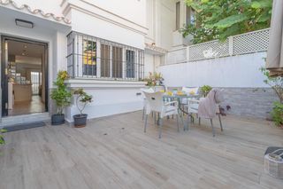 Doppelhaus in Calle de antonio machado. Gran casa unifamiliar de cuatro dormitorios junto al centro médi