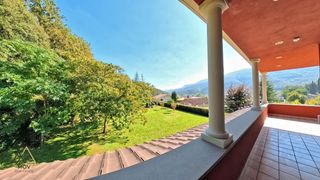 Chalet  Carrer narcís paulís i vila. Chalet independiente de 500 m2 en parcela de 1.500 m2 en la garr