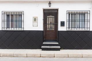 Maison à Sant Joan de Moró. Casa de pueblo reformada con patio, garaje y terraza edificable
