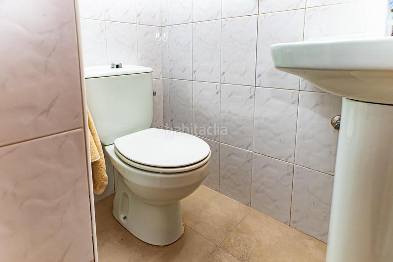 Foto 725b31b6-fd52-46ae-a3d8-886e22bcd140. Duplex avec parking dans Retamar Almería