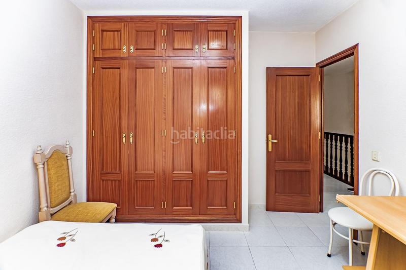 Foto 840b09f7-7985-4c05-8b59-6d39d80109fc. Duplex avec parking dans Retamar Almería