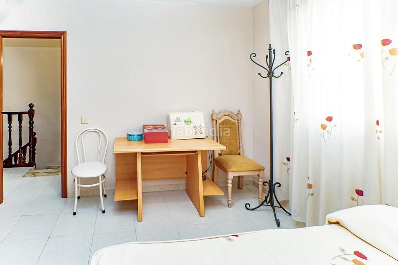 Foto ebcd9bb3-4ad4-4c1a-b085-29609ce0c92b. Duplex avec parking dans Retamar Almería