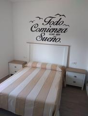 Appartement à Puerto de Estepona. Apartamento reformado junto al puerto y el paseo marítimo de est