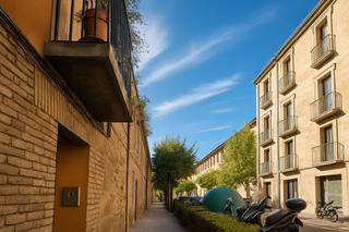 Casa aparellada  Calle gayarre. Oportunidad de inversión en el casco histórico de tudela chalet