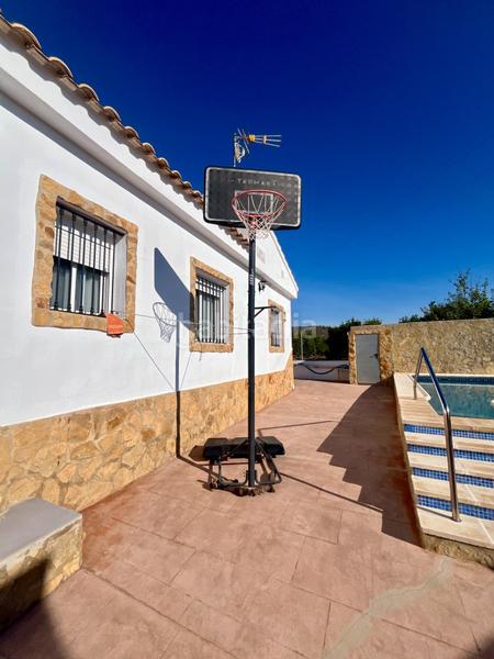 Foto 1f93bbcc-2625-4ba7-80ad-0ecd24a68b82. Xalet amb aparcament piscina a Montroy