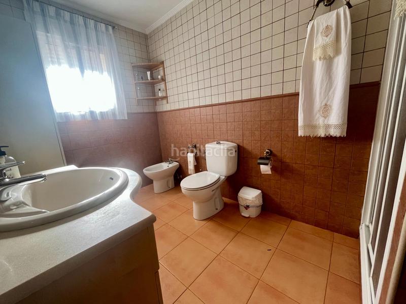 Foto 7960f800-8adc-443e-a9c1-d9f1995323a4. Xalet amb aparcament piscina a Montroy