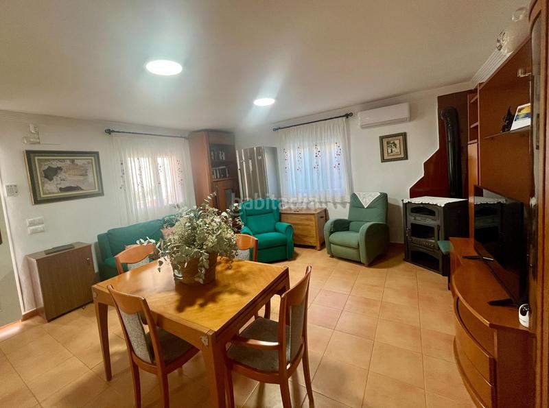 Foto b3c4efc2-98c4-49e9-a5e9-e23236db3886. Xalet amb aparcament piscina a Montroy