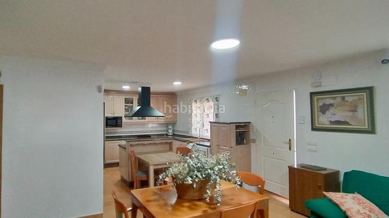 Foto bb2086b4-5fc1-4564-8c6d-5917c35b0ab0. Xalet amb aparcament piscina a Montroy