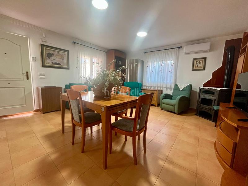 Foto f03b4f11-80a4-40bb-8221-5bd0de62cd16. Xalet amb aparcament piscina a Montroy