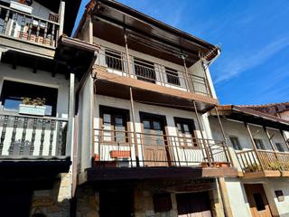 Maison jumelée  Calle trasmiera. Casa de piedra con encanto en el centro de escalante, cantabria