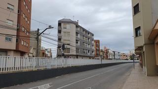 Etagenwohnung  Salvador allende. Venta de piso en carlet luminoso a pasos de servicios esenciales