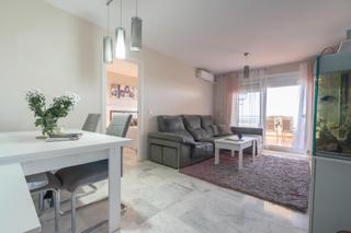 Attique  Calle higuera. Atico duplex con vistas al mar y dos plazas de garaje.