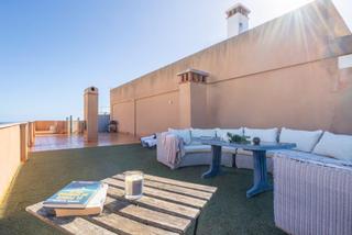 Dachwohnung  Calle higuera. Atico duplex con vistas al mar y dos plazas de garaje.