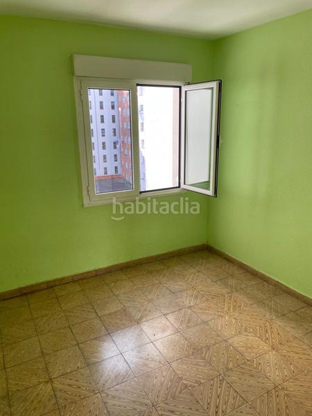 Foto c4de4208-2b3c-476f-b51e-88a36b4ba819. Pis a calle del escultor laviada 6 a Vallobín Oviedo