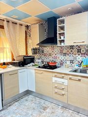 Maison à Villar del Arzobispo. Casa de pueblo reformada de 375m2 con dos viviendas independient