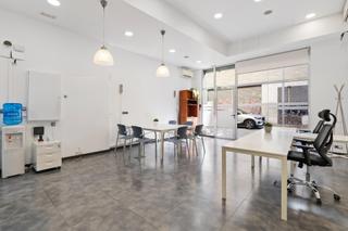 Location Local commercial  Calle de sant joan de malta. Local comercial en alquiler en el corazón del 22  barcelona