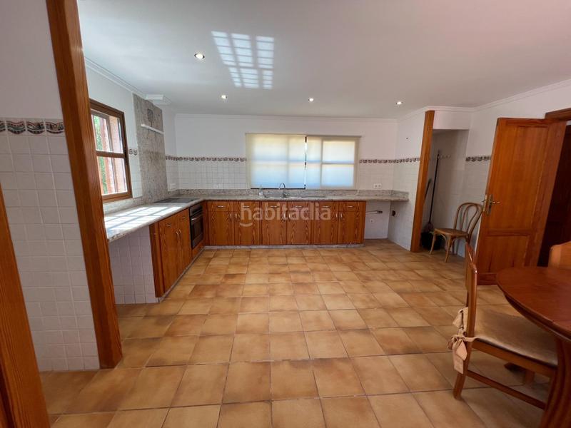 Foto bc7f2789-83cd-4c3a-883b-ad04588325a2. Xalet amb aparcament piscina a Font d´en Carròs (la)