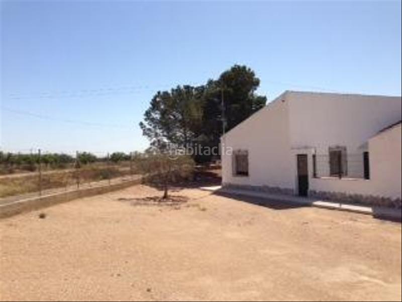 Foto 2768782b-8b45-40ec-853f-d2f8d63b623d. Maison dans pasaje viñas del alto 37 dans Los Almagros - Los Paganes - El Escobar Fuente Álamo de Murcia