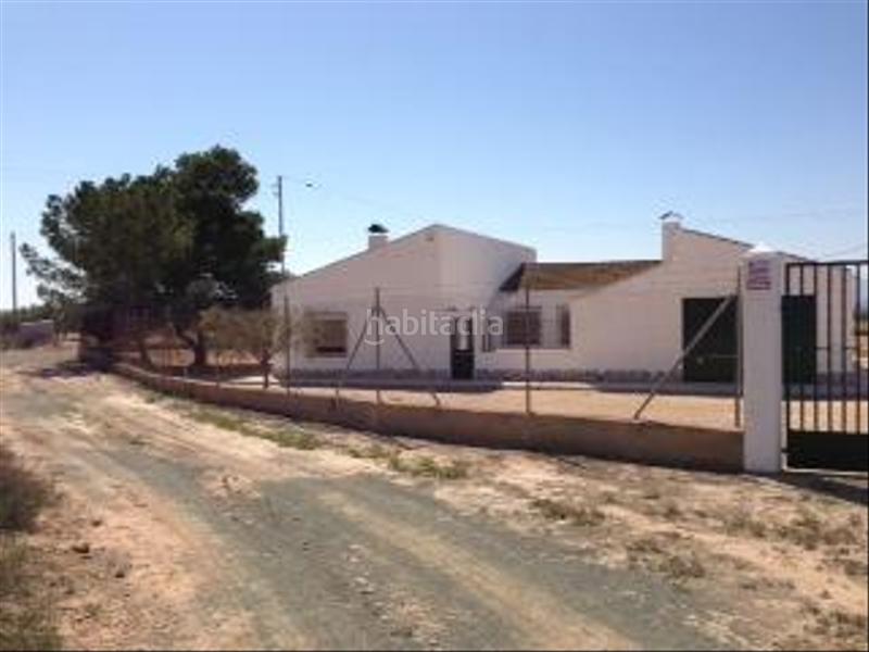 Foto acc1554b-38da-4e78-ab78-9c950fa9ca00. Maison dans pasaje viñas del alto 37 dans Los Almagros - Los Paganes - El Escobar Fuente Álamo de Murcia