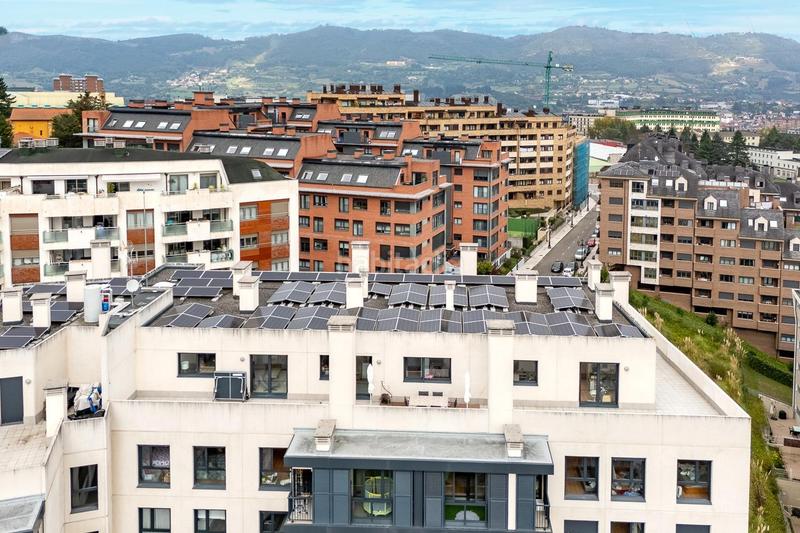 Foto 51f0865d-eb49-4427-a6ae-98d4349e9292. Dachwohnung in calle de josé maría marcilla 19 in Oviedo