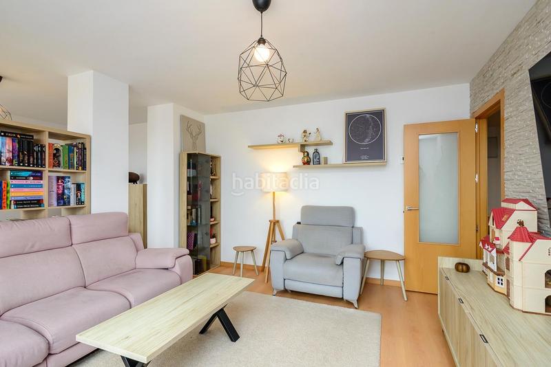 Foto 5fc9c69b-2552-4886-b48d-c3d778af94b6. Dachwohnung in calle de josé maría marcilla 19 in Oviedo