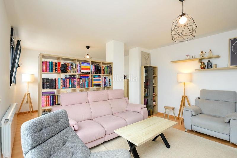 Foto d148e361-6d10-434c-ab96-aefafbeb4b36. Dachwohnung in calle de josé maría marcilla 19 in Oviedo