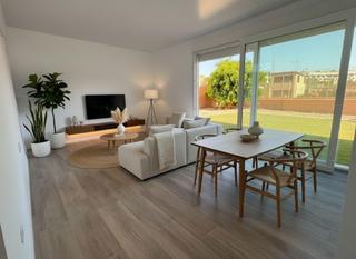 Pis  Jj mm atenas 1991 (ty). Esto no es un piso es tu casa con jardín en la costa