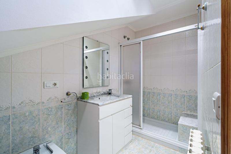 Foto 1234a583-d498-4c27-b93e-bd827a9d069d. Chalet mit heizung parking in A Carballeira Ourense