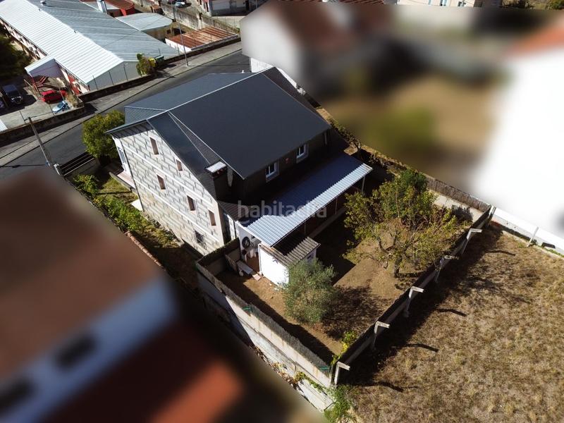 Foto 2a436e7a-4b7b-4fdf-bf3c-1b54d08fb8ce. Chalet mit heizung parking in A Carballeira Ourense