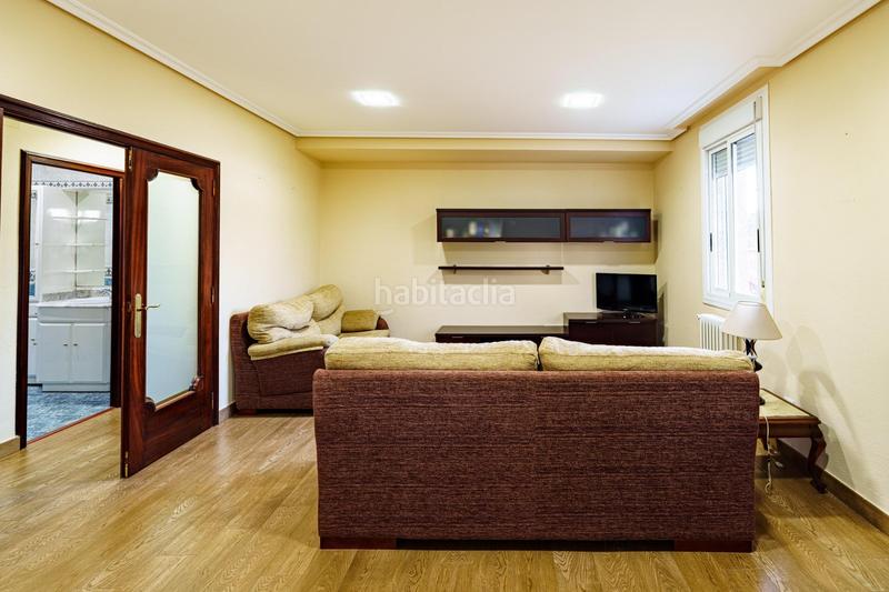 Foto 61faba44-da77-4772-ae42-a396f8058b89. Chalet mit heizung parking in A Carballeira Ourense