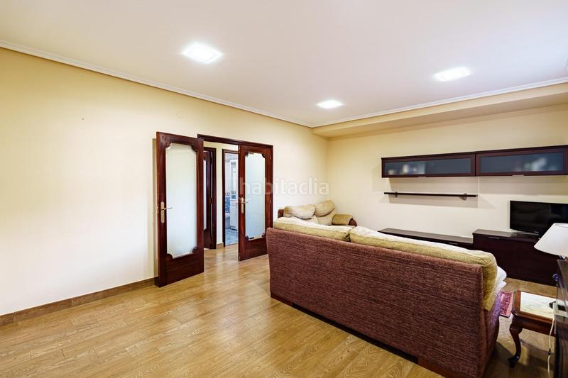 Foto d56b5508-48eb-4b89-92b4-eca15af20d78. Chalet mit heizung parking in A Carballeira Ourense