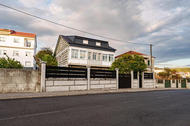 Foto e97a4bca-53d6-418a-8ed7-c130444802c7. Chalet mit heizung parking in A Carballeira Ourense