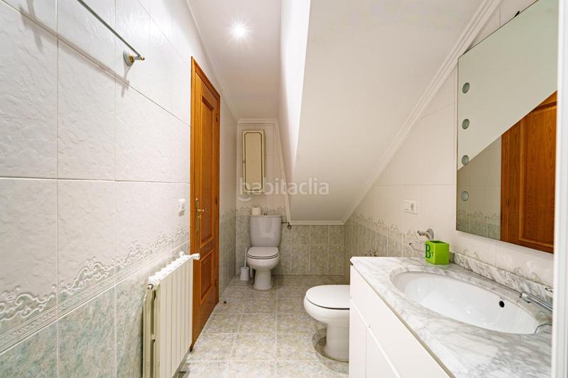 Foto f68c6760-8cfa-4bf6-8e3b-424c82841594. Chalet mit heizung parking in A Carballeira Ourense