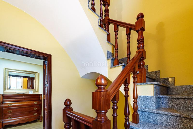 Foto fb0051d1-ecd3-41b0-9050-76b27eb899ce. Chalet mit heizung parking in A Carballeira Ourense