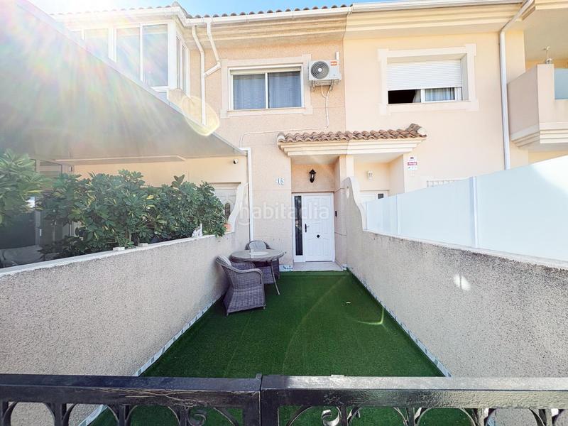 Foto 72818b11-a931-4f18-8bb1-59f60625b365. Maison jumelée avec chauffage dans Pilar de la Horadada ciudad Pilar de la Horadada
