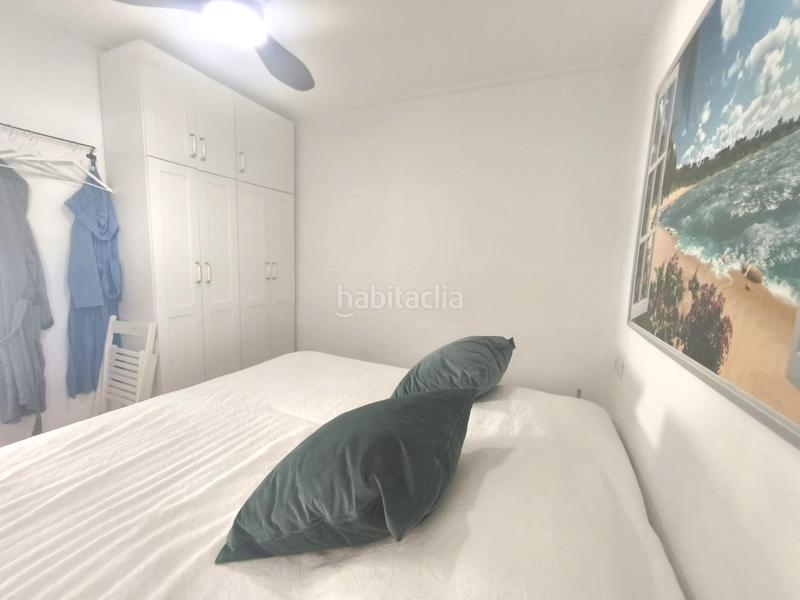 Foto 0f702694-5e12-4523-adbb-6dc987c46234. Pis amb aparcament a calas Santa Pola este Santa Pola