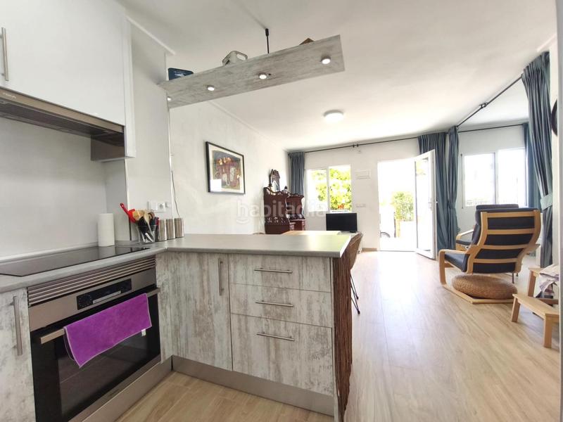 Foto 29e34659-9916-4951-8382-a14934f4197e. Pis amb aparcament a calas Santa Pola este Santa Pola