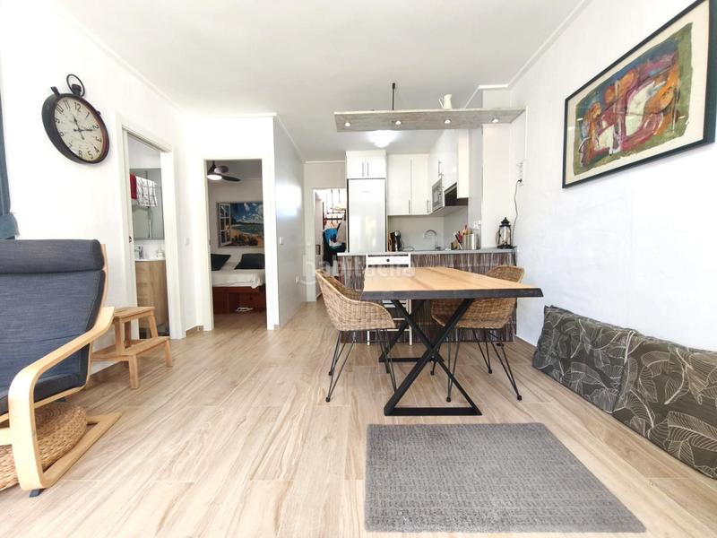 Foto 4c1e952f-9903-4693-9282-88dbedda60ca. Pis amb aparcament a calas Santa Pola este Santa Pola