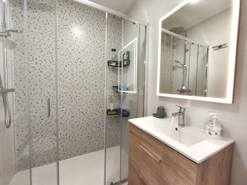 Foto 5c738e02-fccf-453e-9a69-1f4479592716. Pis amb aparcament a calas Santa Pola este Santa Pola