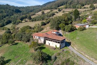 Haus in Lugar poles 11. Caserío con terreno en poles salas  asturias