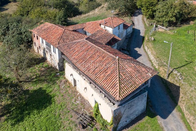 Foto 431129d2-8f7e-49c4-bc6d-caa0c13cb506. Maison dans lugar poles 11 dans Salas