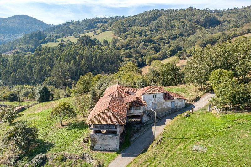 Foto 96b150f0-845c-4194-adfd-de4374e6bb27. Maison dans lugar poles 11 dans Salas