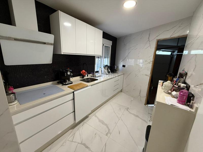 Foto 24f7561c-c09e-4bf7-915d-50fbe0e0b855. Casa adossada amb aparcament a Esperanza - Quemadero Almería