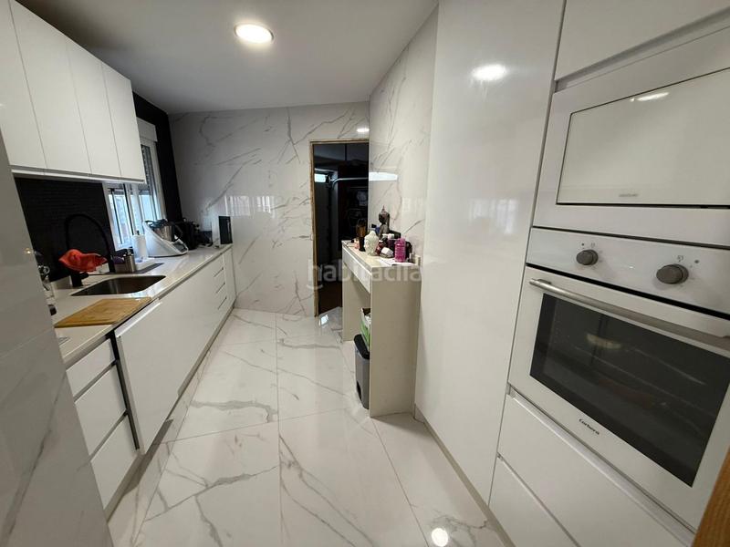 Foto bba0ddb3-8ec0-4764-bc78-aad9fae20552. Casa adossada amb aparcament a Esperanza - Quemadero Almería