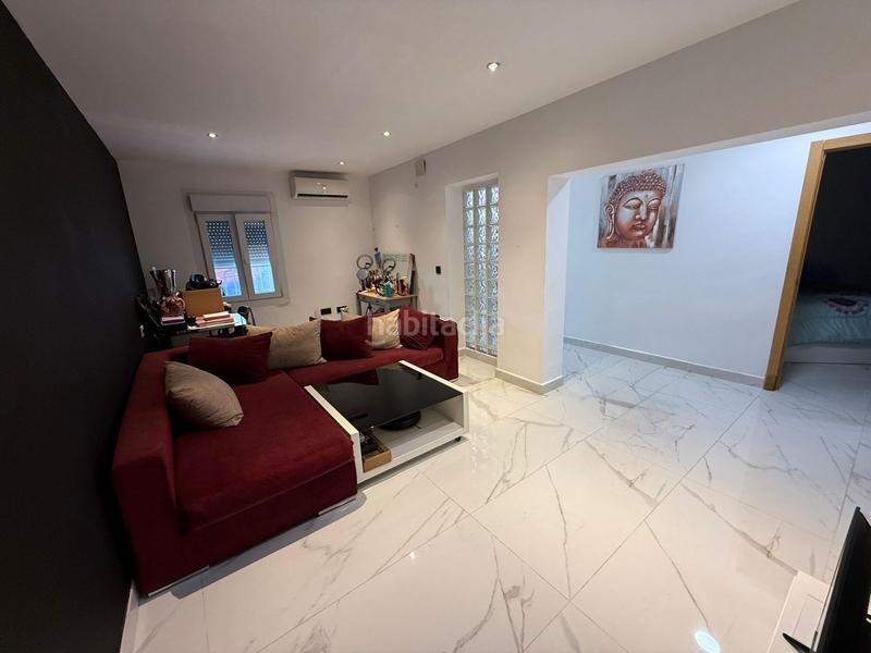 Foto ed3ba878-ad5a-474c-8843-03f3991f9d30. Casa adossada amb aparcament a Esperanza - Quemadero Almería