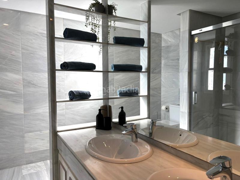 Foto 1c6d264b-ae86-4c27-8235-31222dffee1b. Affitto piccolo appartamento con parcheggio in Río Real Marbella