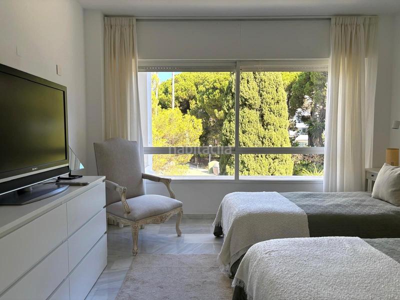 Foto 505c2377-d964-4364-80bf-a1eb2c970b1a. Affitto piccolo appartamento con parcheggio in Río Real Marbella