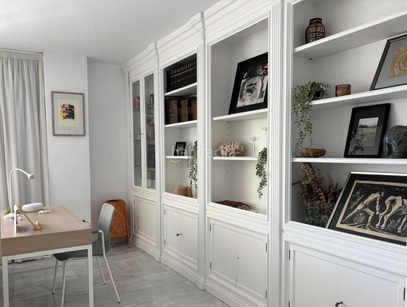 Foto ab81f895-14a4-4aaa-94e6-ec64e7abb42b. Miete appartement mit parking in Río Real Marbella