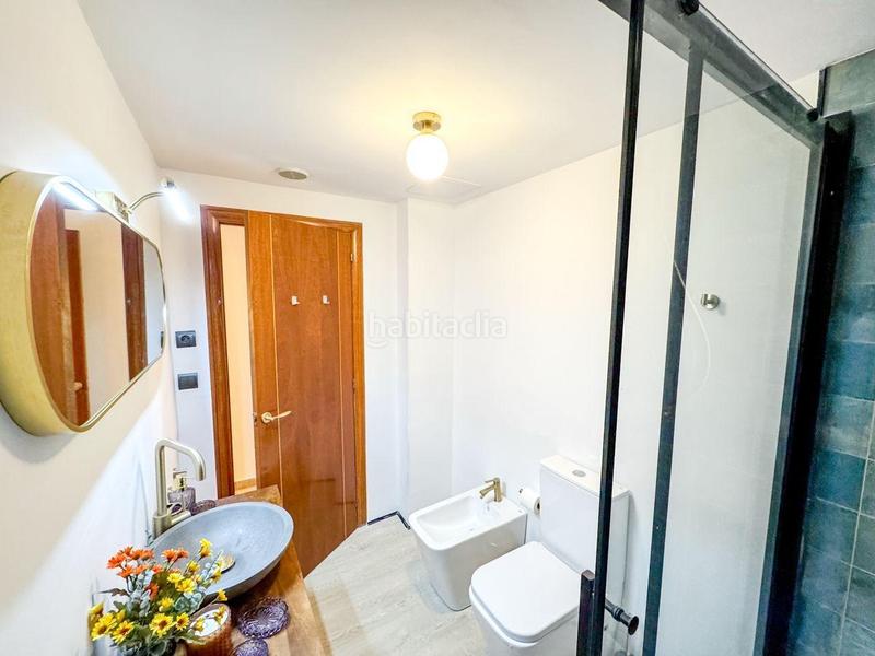 Foto fff217eb-c02a-4a17-bfc1-d679b713783c. Pis a calle de rosa sensat 24 a Barenys Salou