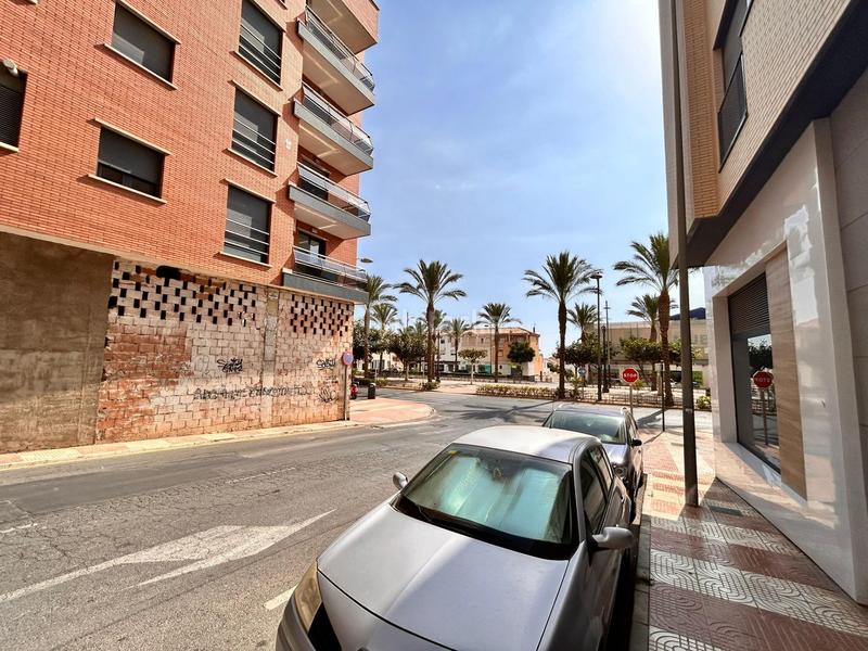Foto 1e878cb9-a11c-4b99-8f14-7daa9e1ae2b4. Appartement avec parking dans Aguadulce Norte Roquetas de Mar